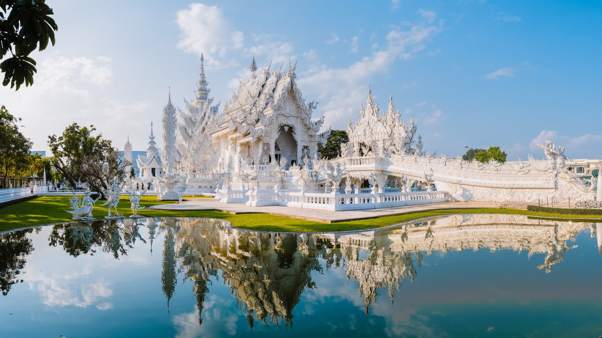 Wat Rong Khun in Chiang Rai